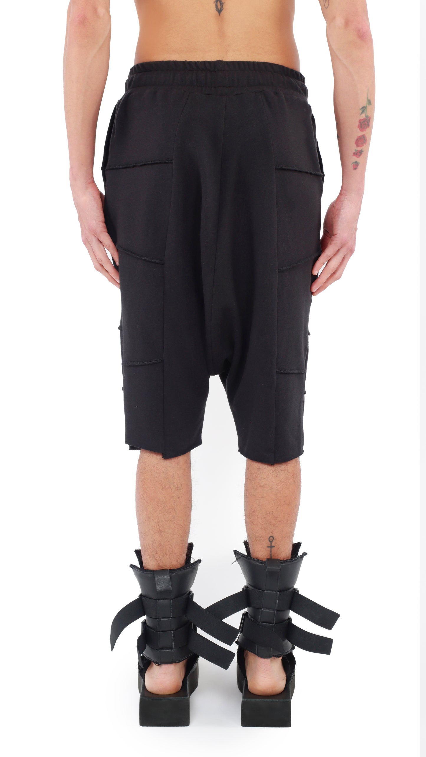 SHORTS LOCO ONE DESIGN NUMERO 67