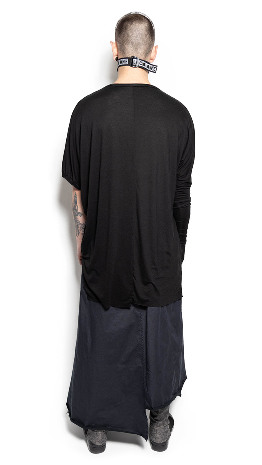 T-SHIRT LOCO ONE DESIGN NUMERO 22